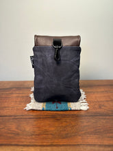 Load image into Gallery viewer, Rangefinder Case - Wool/Waxed Canvas/Leather
