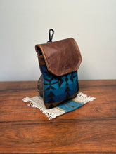 Load image into Gallery viewer, Rangefinder Case - Wool/Waxed Canvas/Leather