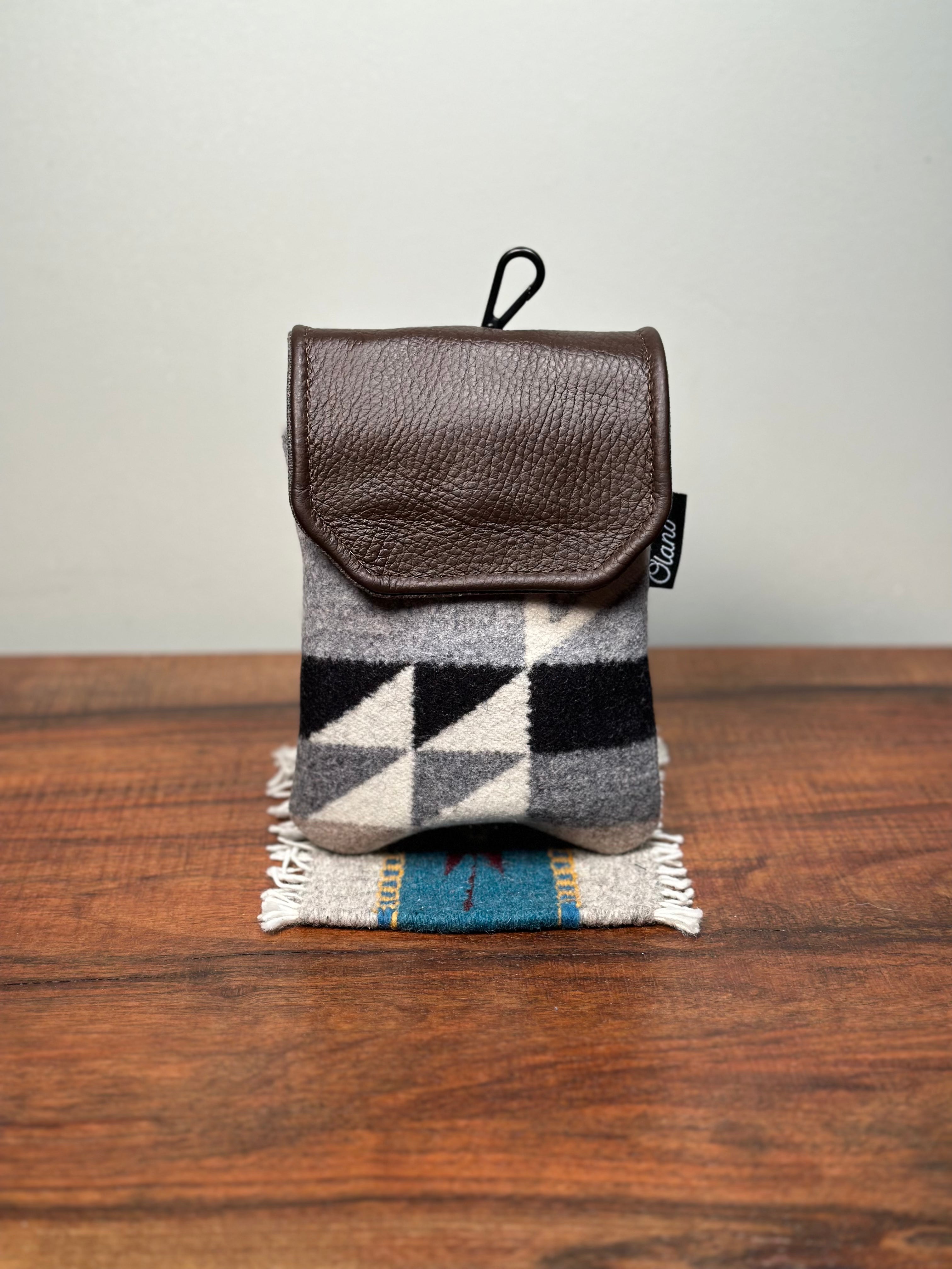 Rangefinder Case Wool/Waxed Canvas/Leather Öland Golf