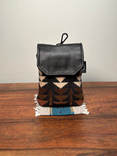 Load image into Gallery viewer, Rangefinder Case - Wool/Waxed Canvas/Leather
