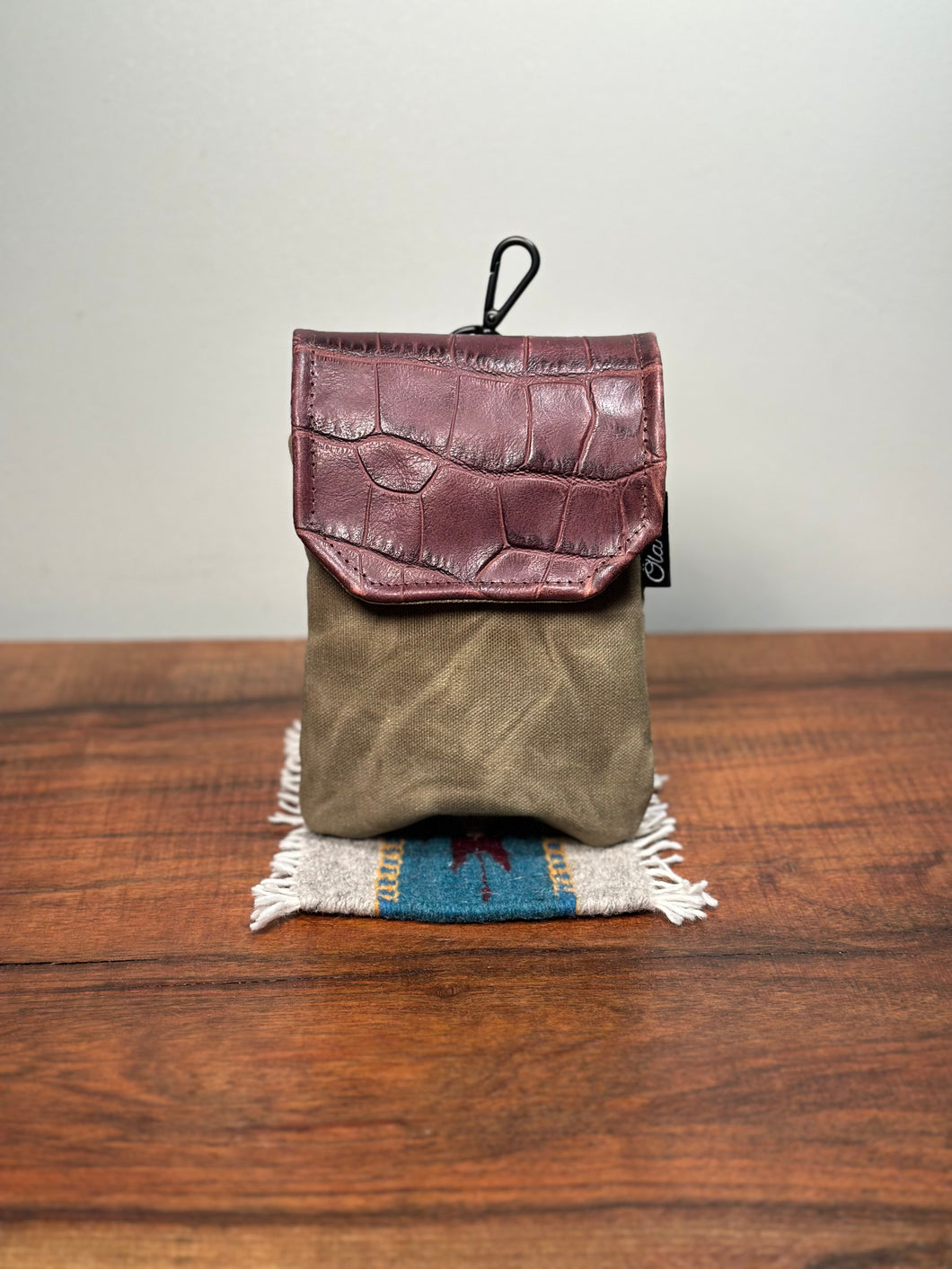 Rangefinder Case - Waxed Canvas/Gator